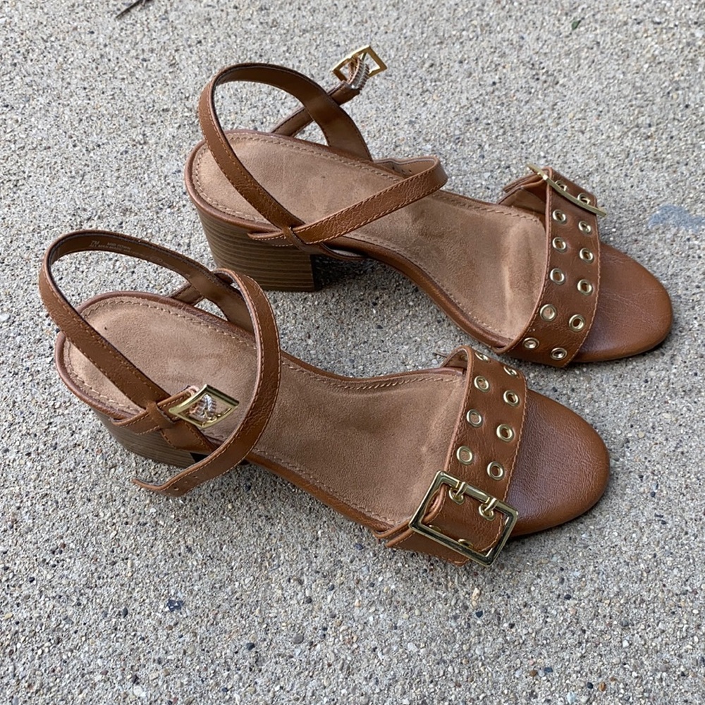 Like New Aerosoles Sandals